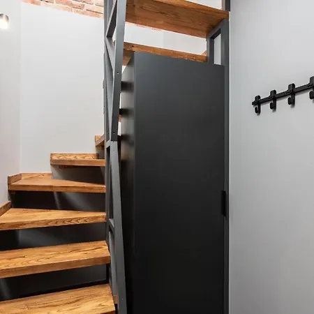 Felicjanek 15 - By Upstairs Cracovie