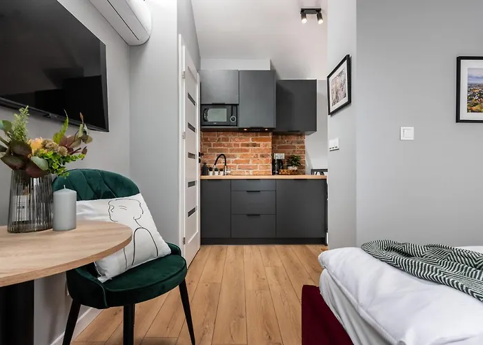 Daire Felicjanek 15 - By Upstairs