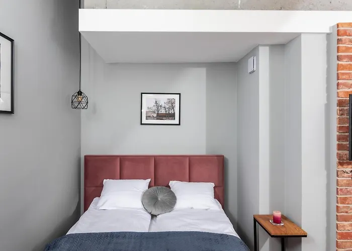 Felicjanek 15 - By Upstairs *