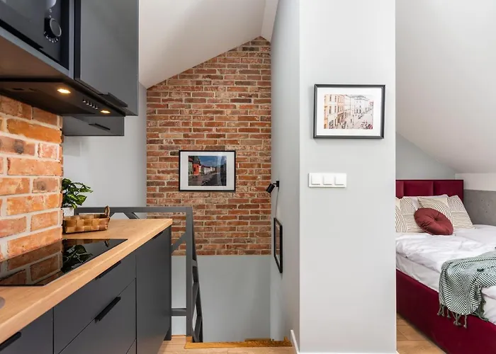 Felicjanek 15 - By Upstairs Daire