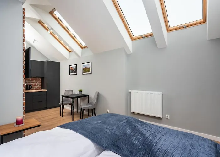 Daire Felicjanek 15 - By Upstairs