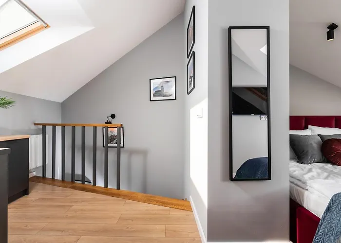 Daire Felicjanek 15 - By Upstairs