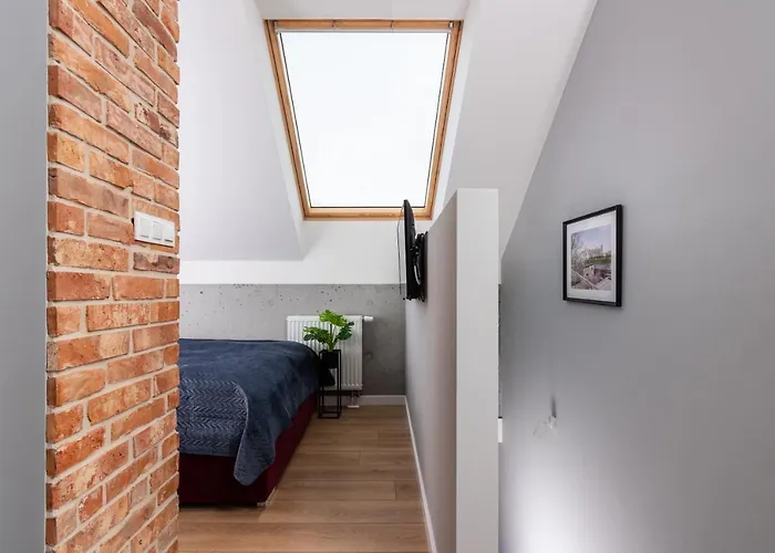 Felicjanek 15 - By Upstairs Cracovia